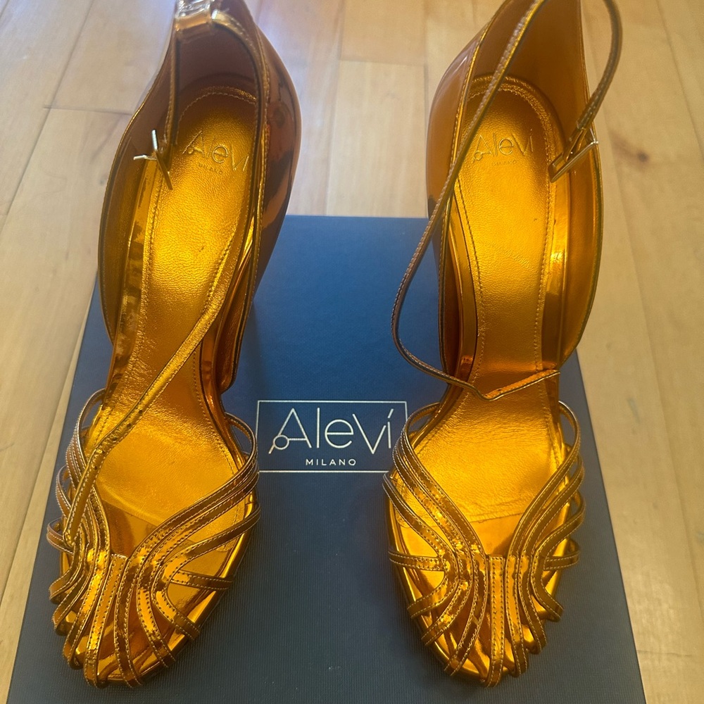 Alevi Milano Elsa Vegas Heel size 40
